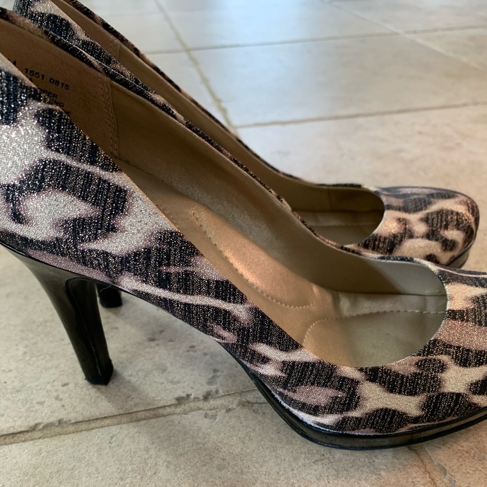 Cheetah print high heel pumps